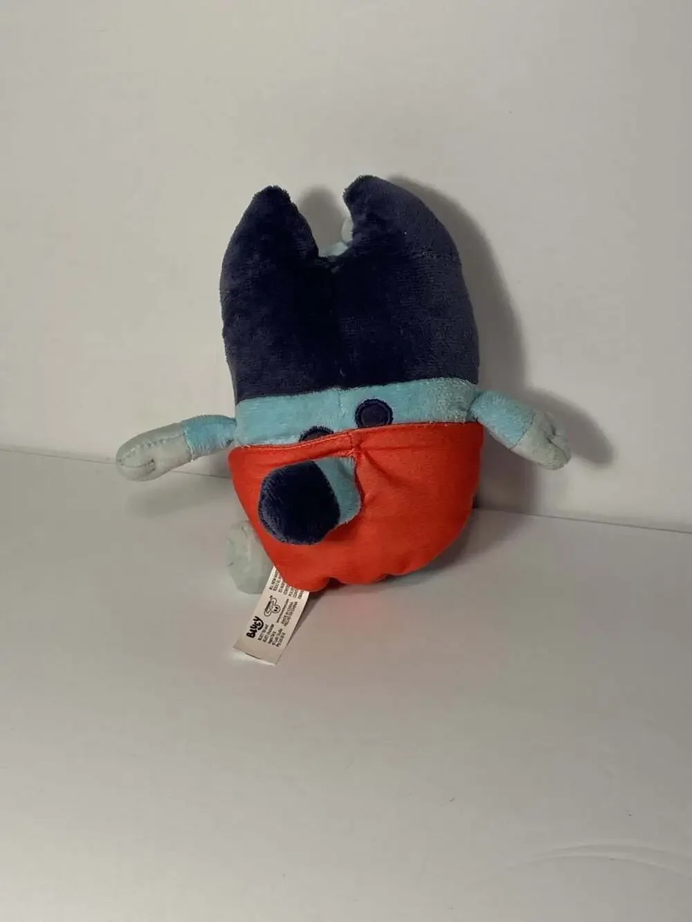 Moose Toys Bluey & Friends Baby Bluey 8-Inch Plush Toy with Diaper